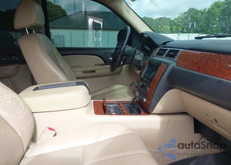 2008 Chevrolet Suburban 1500 Ltz from USA, damaged, VIN 1GNFC16J58R119412